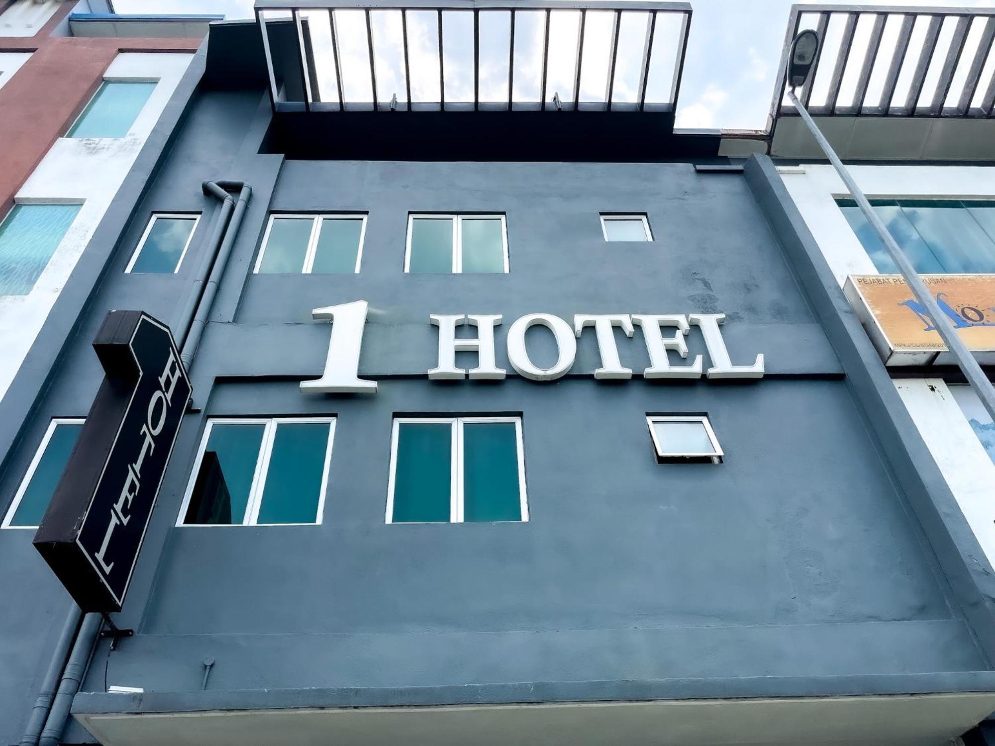 1 Hotel Mahkota Cheras Exterior foto